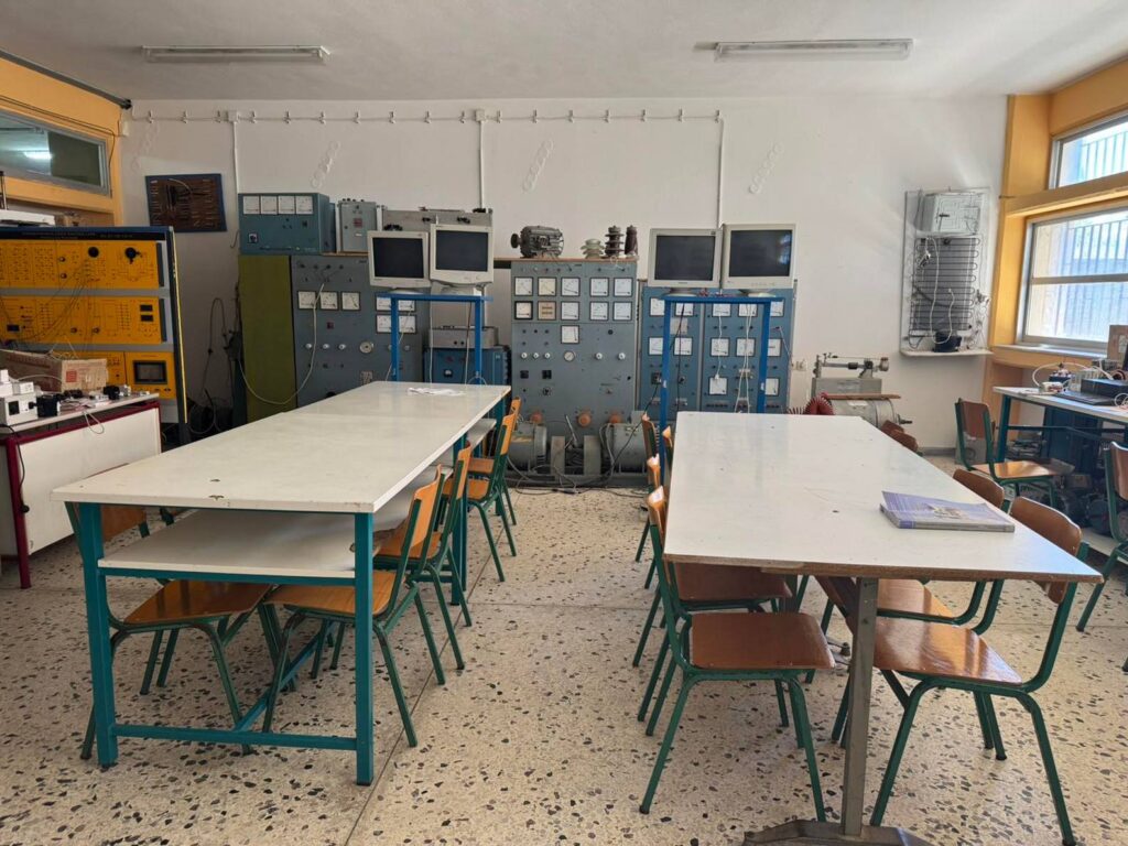 Εργαστήρια Ηλεκτρολόγων & Ηλεκτρονικών
