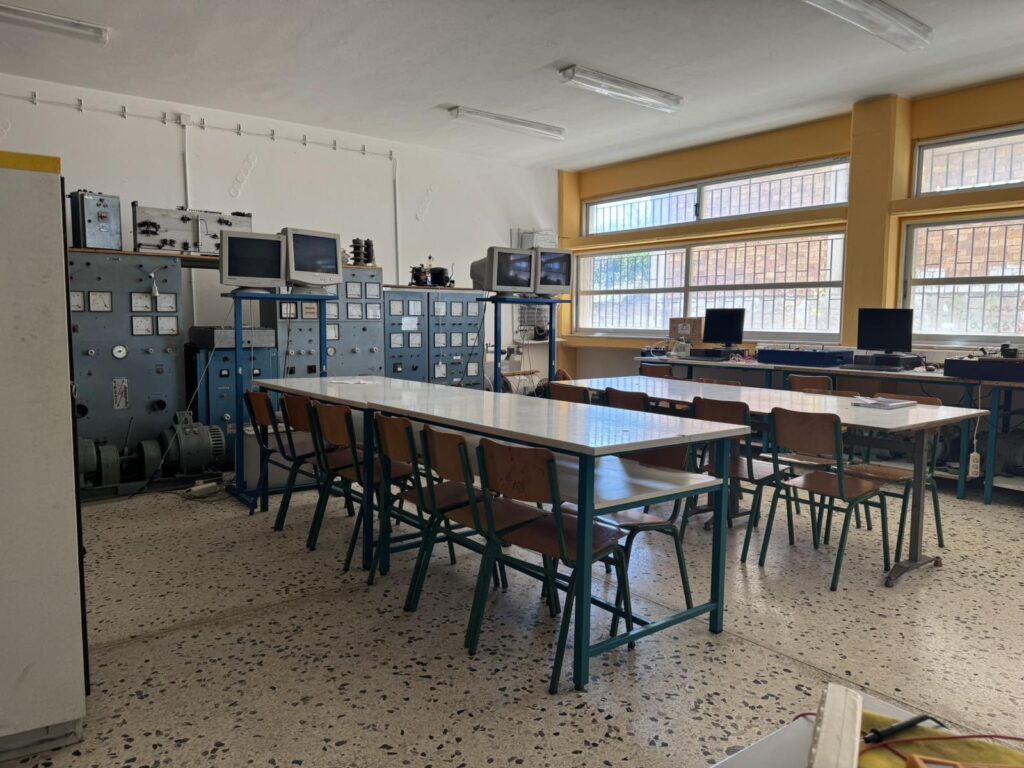 Εργαστήρια Ηλεκτρολόγων & Ηλεκτρονικών